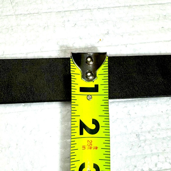 Leather Classic Gloria Vanderbilt Black Embossed Belt with Gold Buckle main image 5